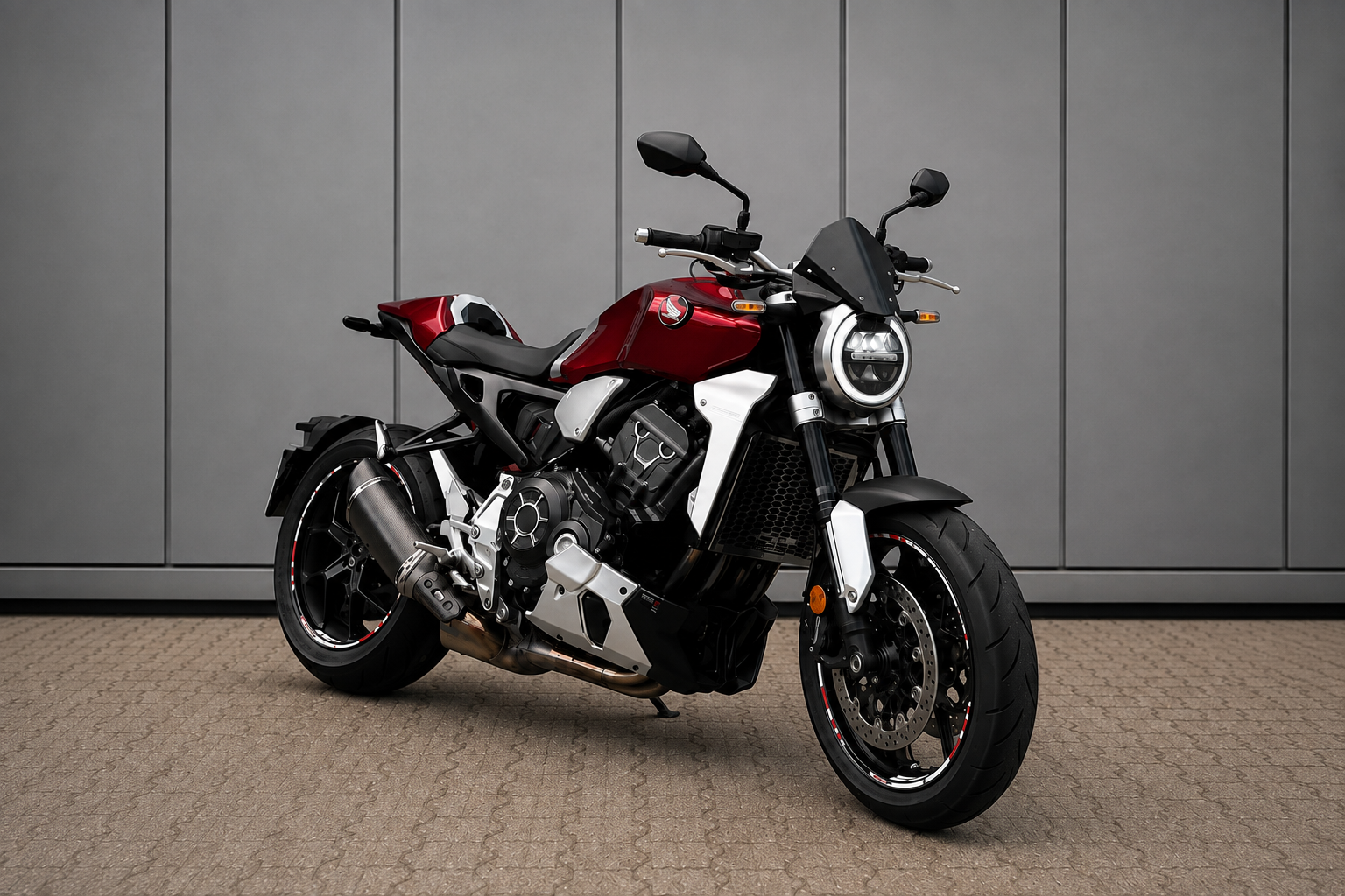 Honda CB1000R SC80 in Rot – Schultz & Redetzki Motorradhandel